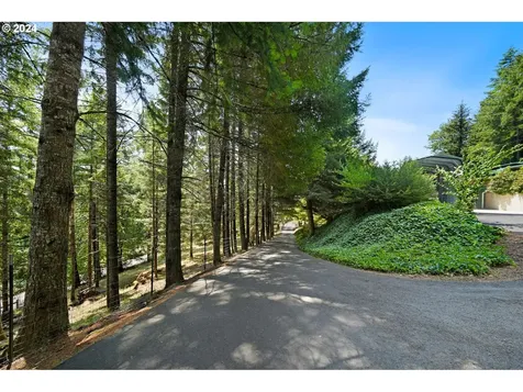 1680 Curtin Road Cottage Grove OR 97424