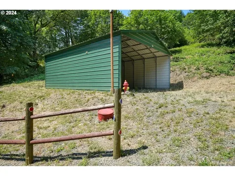 1680 Curtin Road Cottage Grove OR 97424