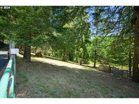 1680 Curtin Road Cottage Grove OR 97424