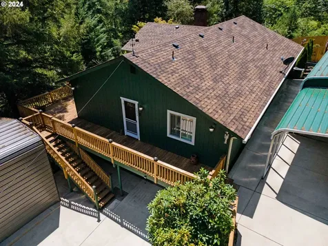 1680 Curtin Road Cottage Grove OR 97424