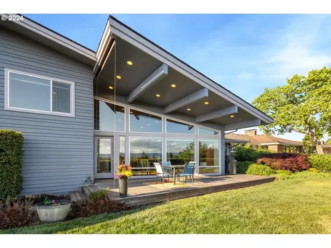 1805 Nw 75th Street Vancouver WA 98665