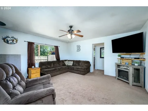 29950 Newsome Drive Grand Ronde OR 97347