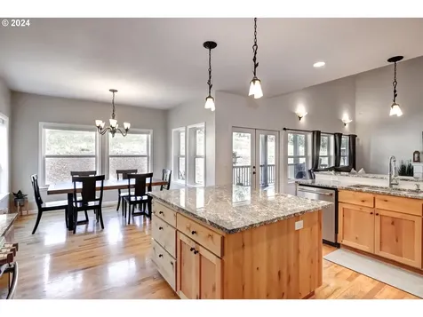 22227 Nw Russell Creek Road Yamhill OR 97148