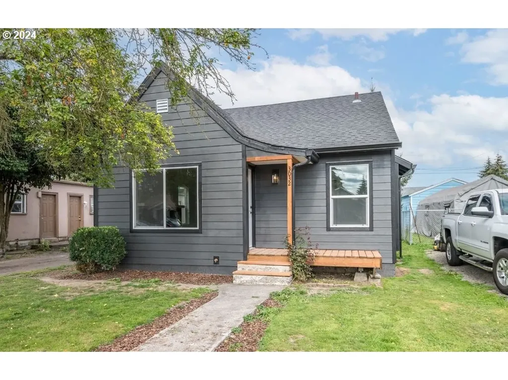 3032 Dover Street Longview WA 98632