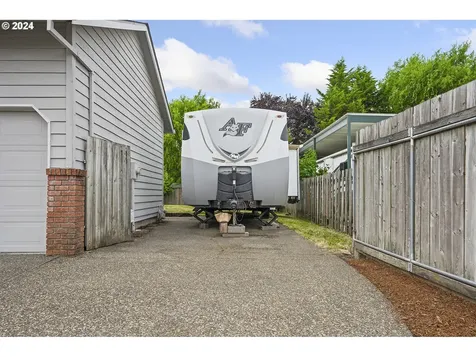 14990 Se Pioneer Drive Clackamas OR 97015