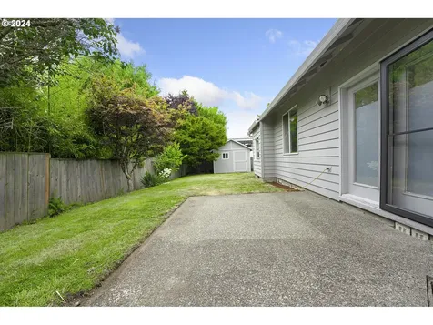 14990 Se Pioneer Drive Clackamas OR 97015