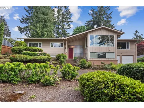 2390 South Shore Boulevard Lake Oswego OR 97034
