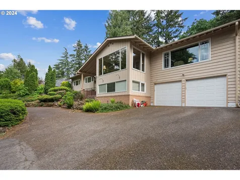 2390 South Shore Boulevard Lake Oswego OR 97034