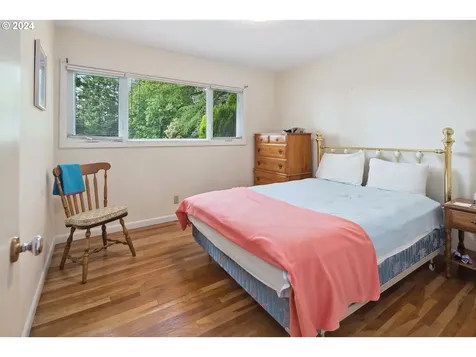 2390 South Shore Boulevard Lake Oswego OR 97034