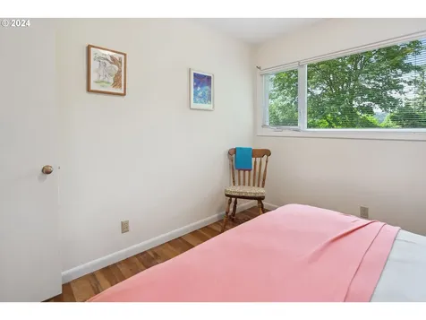 2390 South Shore Boulevard Lake Oswego OR 97034