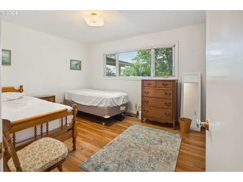 2390 South Shore Boulevard Lake Oswego OR 97034