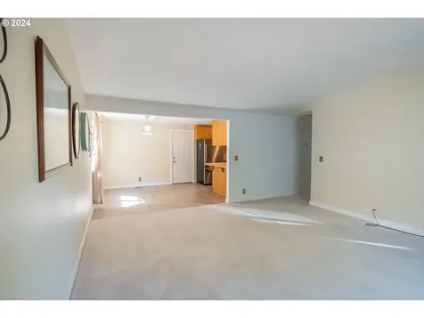 360 S 22nd Street Cottage Grove OR 97424