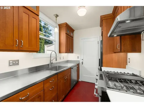224 SE 50th Avenue Portland OR 97215