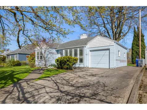 224 SE 50th Avenue Portland OR 97215