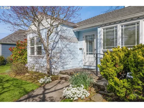 224 SE 50th Avenue Portland OR 97215