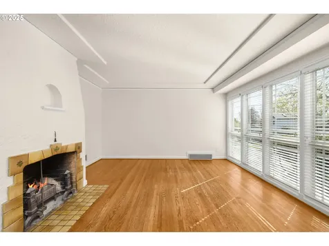 224 SE 50th Avenue Portland OR 97215