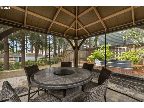 149 Ne 160th Avenue Portland OR 97230