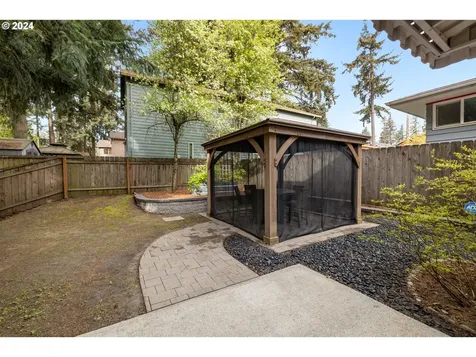 149 Ne 160th Avenue Portland OR 97230