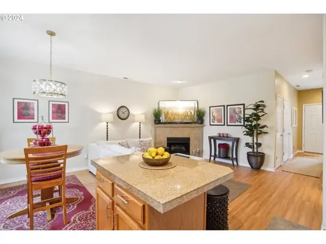 1637 SE Night Heron Way Gresham OR 97080