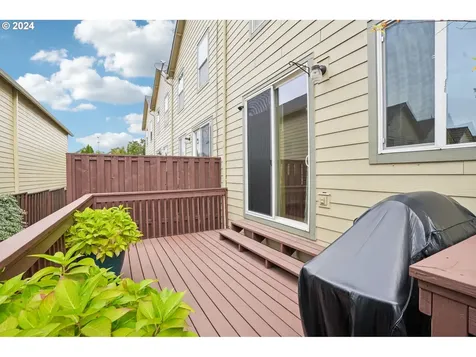 1637 SE Night Heron Way Gresham OR 97080