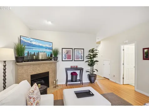 1637 SE Night Heron Way Gresham OR 97080