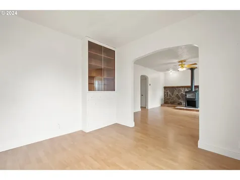 1421 NE Dallas Street Camas WA 98607