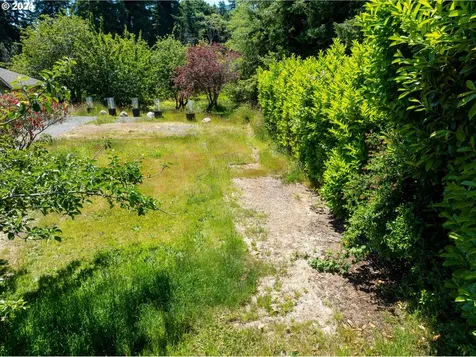 1351 Dakota Street Coos Bay OR 97420