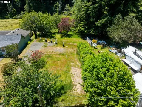 1351 Dakota Street Coos Bay OR 97420