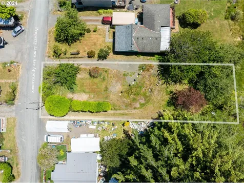 1351 Dakota Street Coos Bay OR 97420