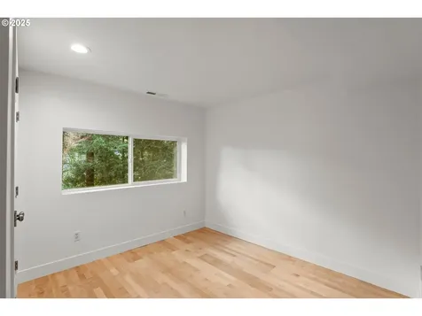 4786 SW Elm Lane Portland OR 97221