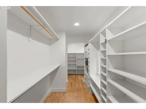 4786 SW Elm Lane Portland OR 97221