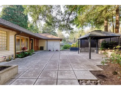 4786 SW Elm Lane Portland OR 97221