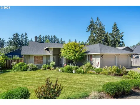 120 W Nicholas Way Newberg OR 97132