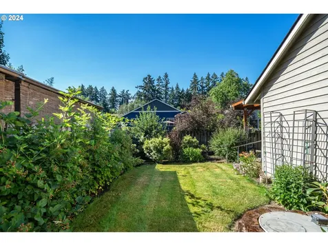 120 W Nicholas Way Newberg OR 97132