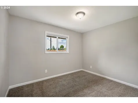 420 Sw Devonwood Avenue Beaverton OR 97006