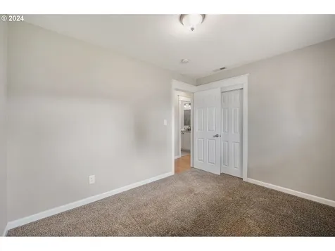 420 Sw Devonwood Avenue Beaverton OR 97006