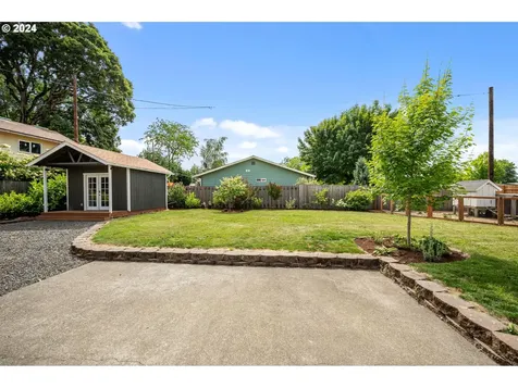 420 Sw Devonwood Avenue Beaverton OR 97006
