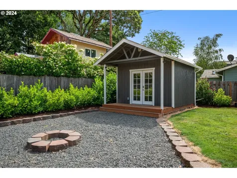420 Sw Devonwood Avenue Beaverton OR 97006