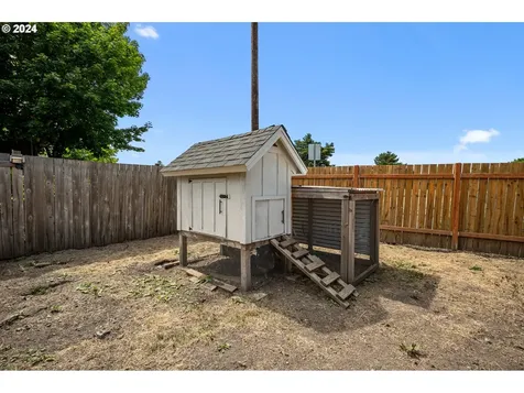 420 Sw Devonwood Avenue Beaverton OR 97006