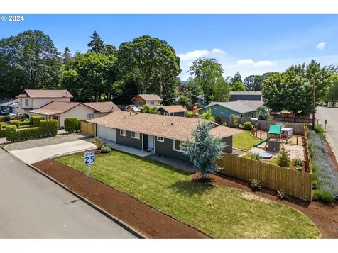 420 Sw Devonwood Avenue Beaverton OR 97006
