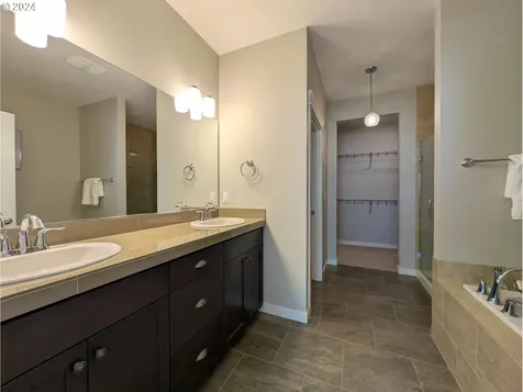 4313 N Ridgefield Woods Drive Ridgefield WA 98642