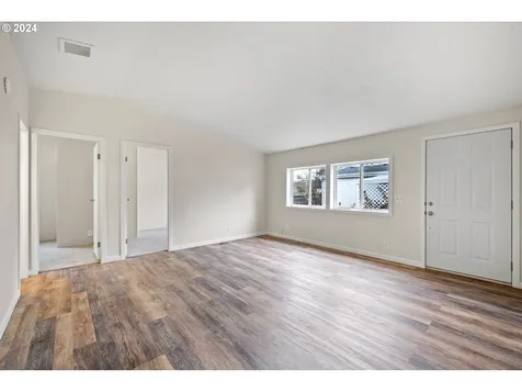 542 S 15th Street Cottage Grove OR 97424