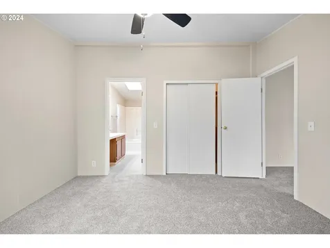 542 S 15th Street Cottage Grove OR 97424