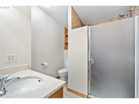 542 S 15th Street Cottage Grove OR 97424