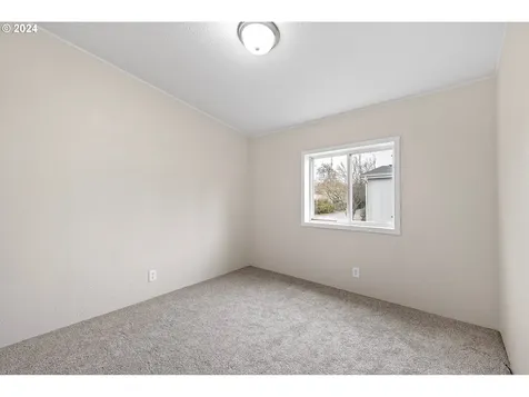 542 S 15th Street Cottage Grove OR 97424