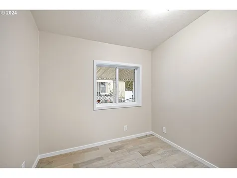 542 S 15th Street Cottage Grove OR 97424