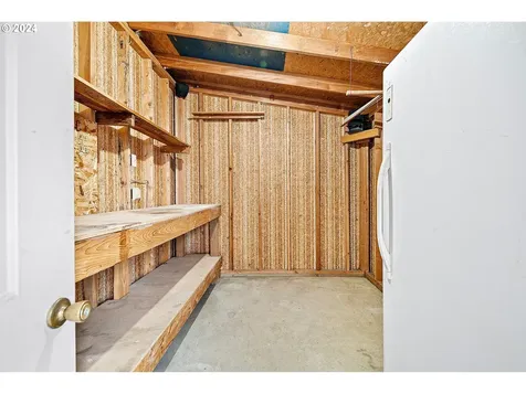 542 S 15th Street Cottage Grove OR 97424