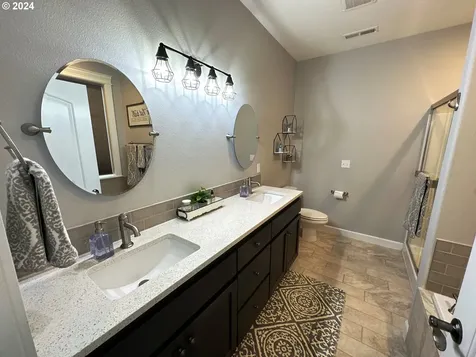 3145 45th Street Washougal WA 98671