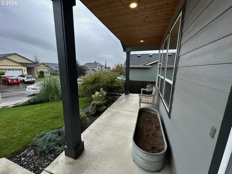 3145 45th Street Washougal WA 98671