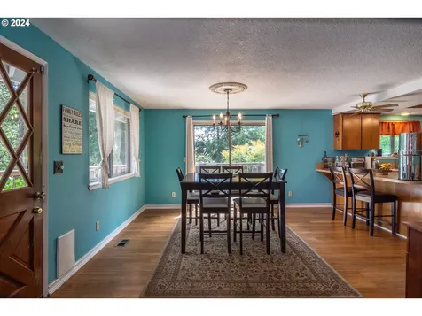 168 Live Oak Court Roseburg OR 97470